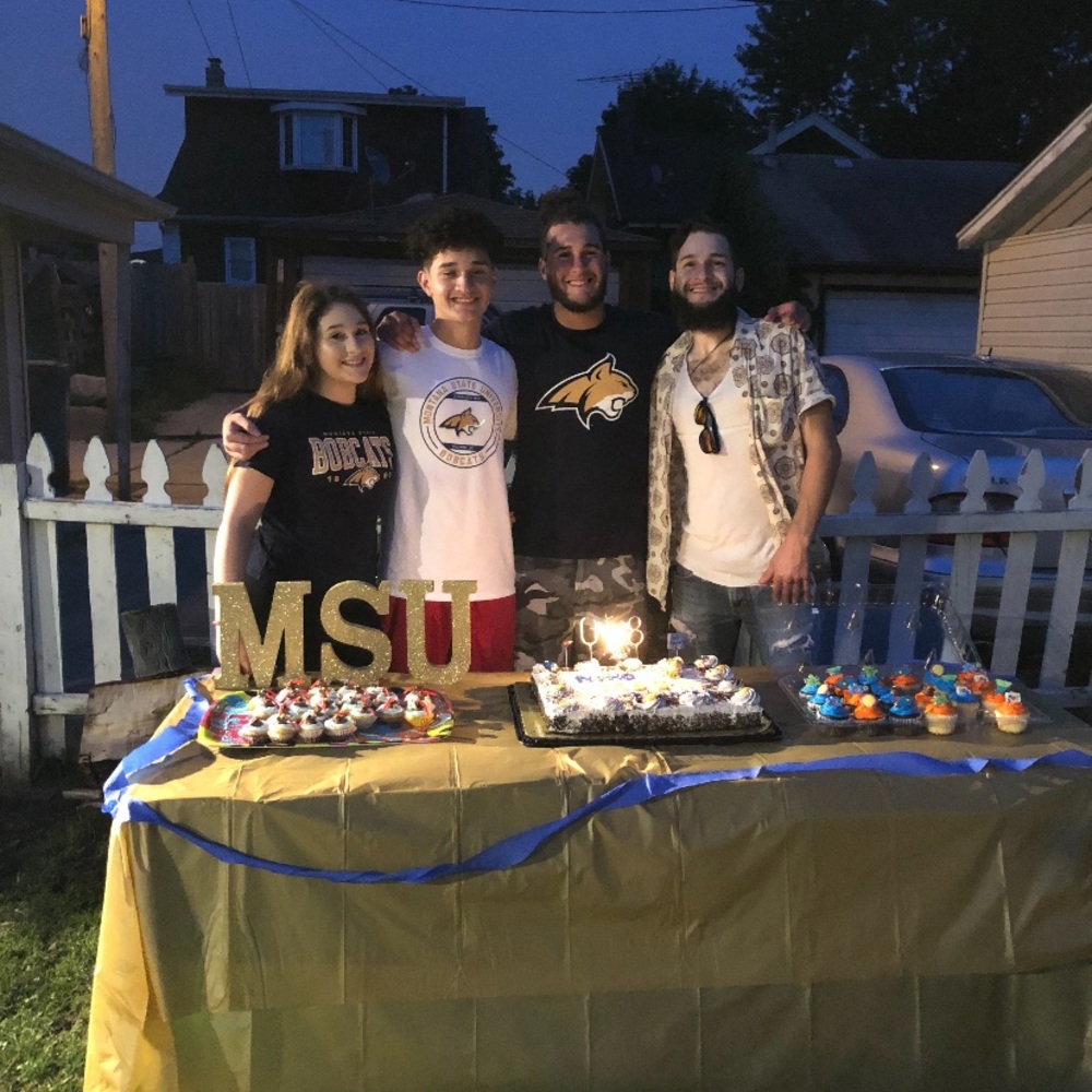 Meet your Posher, Alyssa